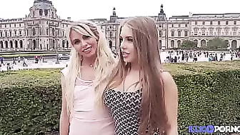 Туристка в Париже согласилась заняться анальным сексом